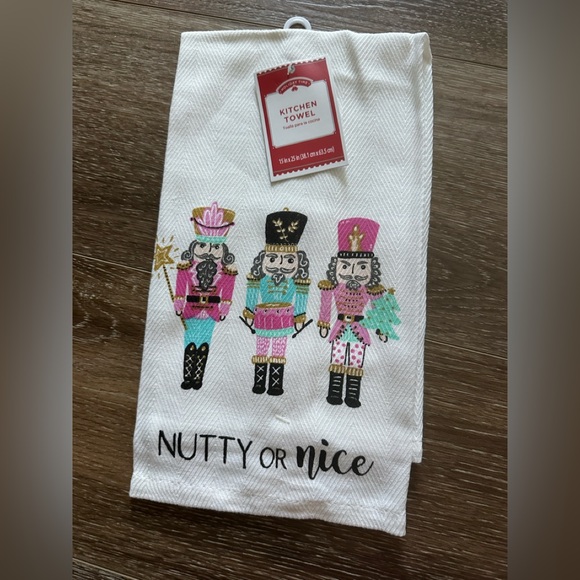 New Christmas Kitchen Bundle - Picture 4 of 7